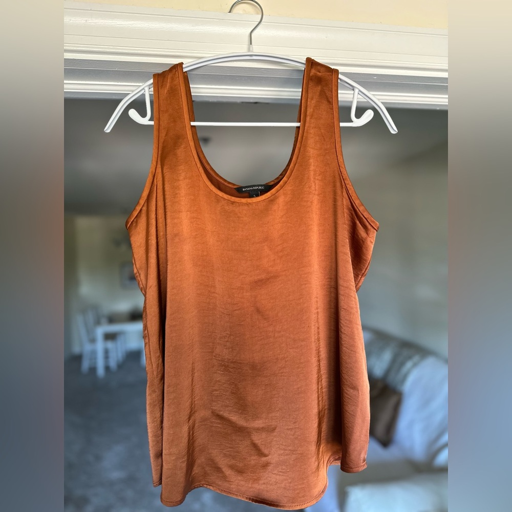 Banana Republic Satin-like Top